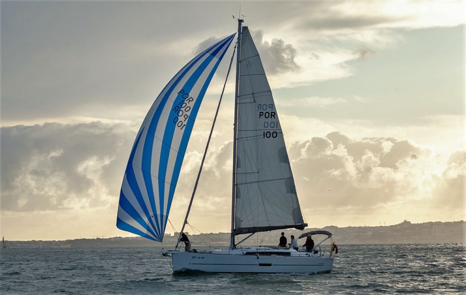 Group Sailing Tour of Lisbon - Activity Details