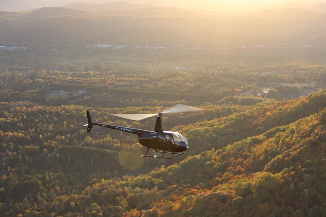 Helicopter Tour Over Mont-Tremblant 70KM ( 20 Min )