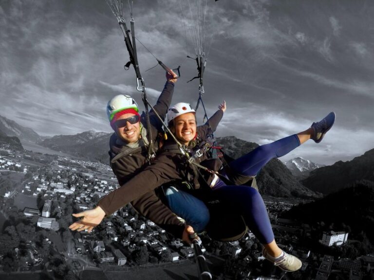 Interlaken: Paragliding Tandem Flight