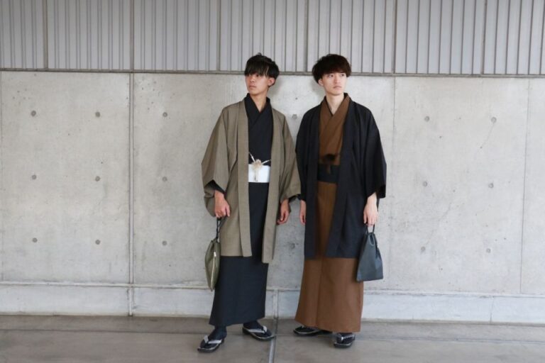 Kanazawa: Traditional Kimono Rental Experience at WARGO