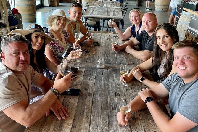 Kelowna Mystery Full Day Guided Wine Tour With 5 Wineries - Wine Selection