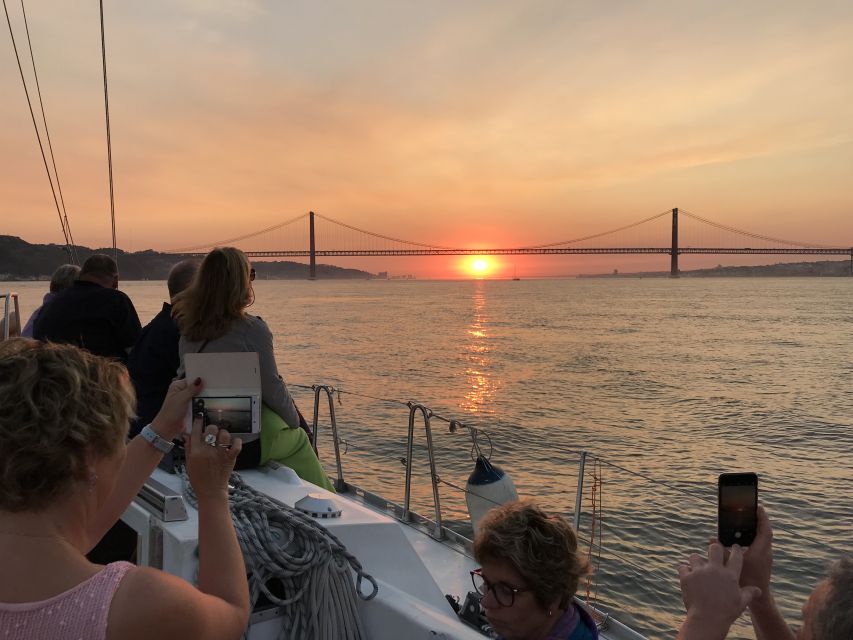 Lisbon: Sunset Sailing Cruise With Wine - Activity Overview