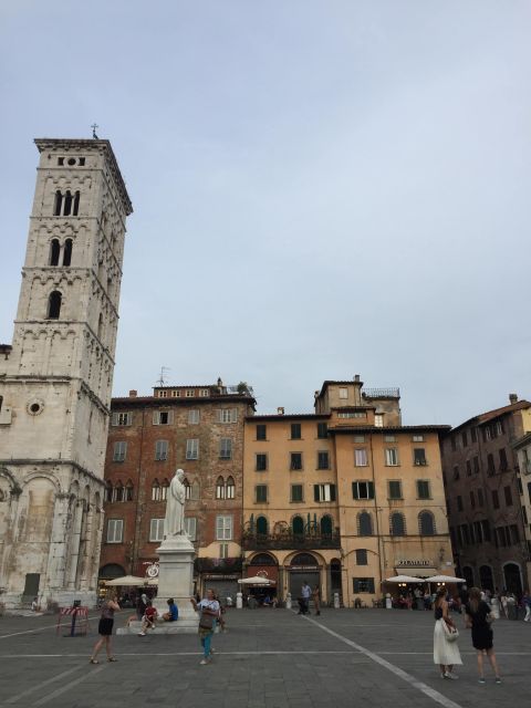 Lucca Wine Tour: 2 Tastings With Lunch + Minivan Transport