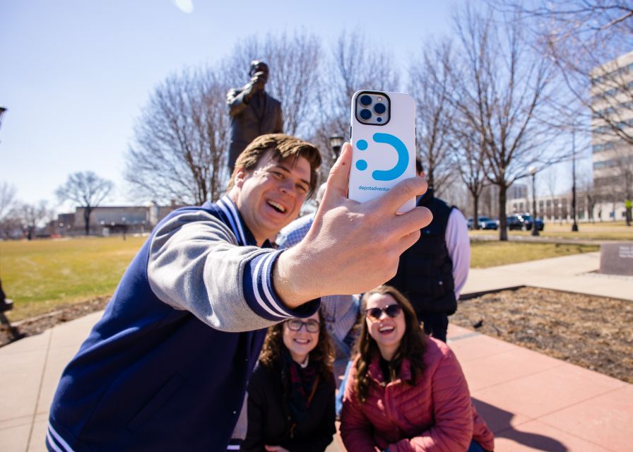 Minneapolis: History and 4-Bar Crawl Guided Walking Tour - Tour Pricing and Duration Details