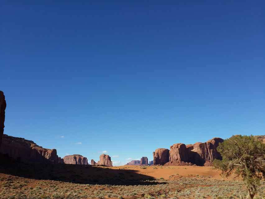 Monument Valley 2.5 Hour Guided Vehicle Tour - Highlights