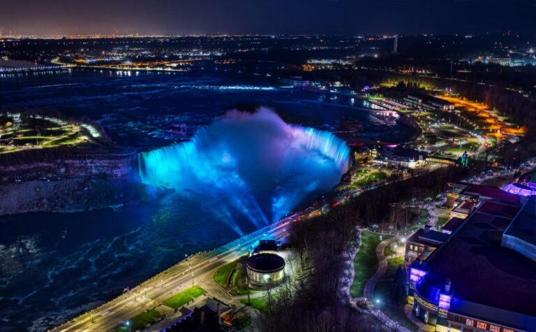 Niagara Falls: Evening Tour