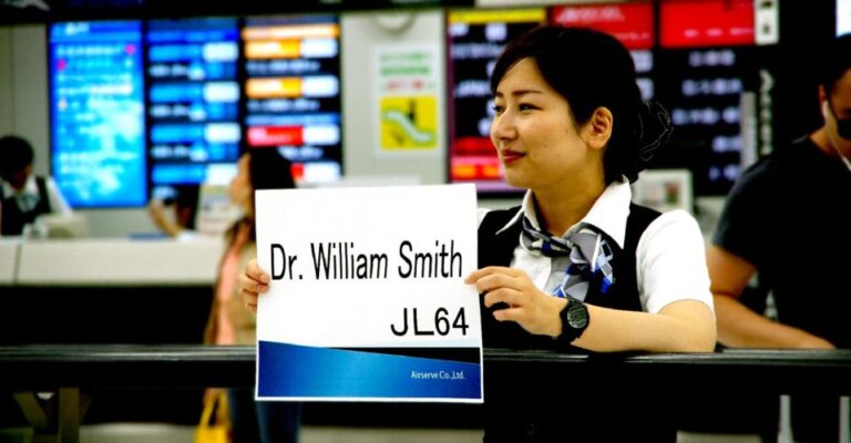 Osaka: Kansai Airport Private Meet-and-Greet Service