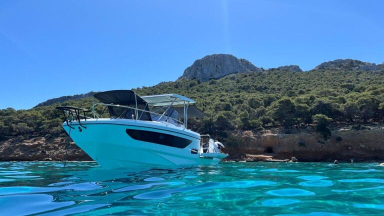 Private Boat Rental to Swim at Athenian Riviera With Skipper