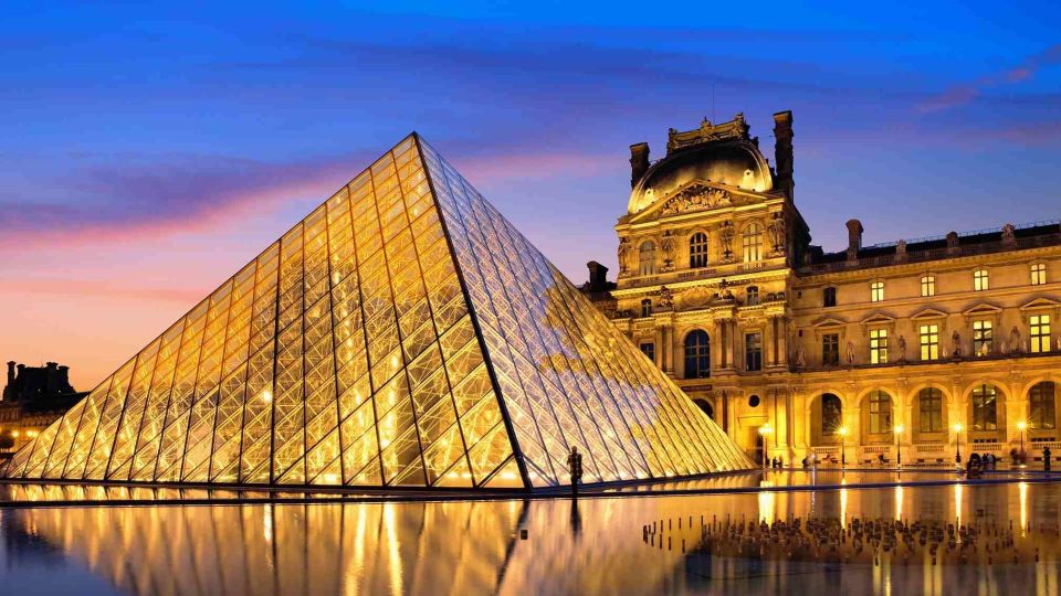 Private Night Tour in Paris With Hotel Pickup - Tour Highlights