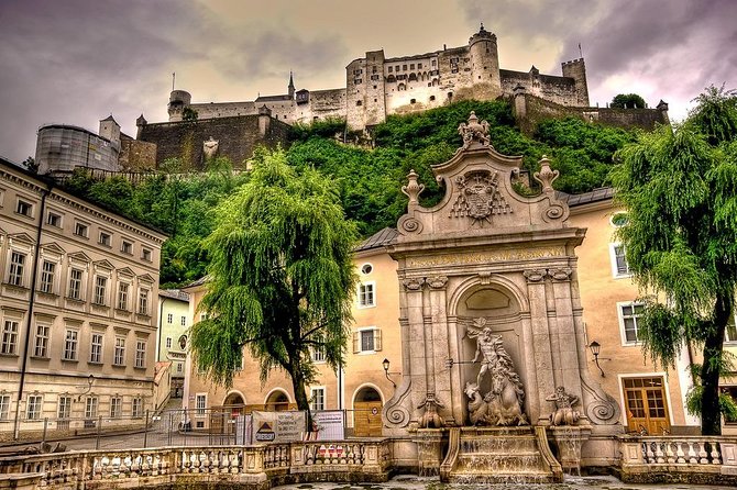 Private Tour of Hallstatt and Salzburg Through Beautiful Alps