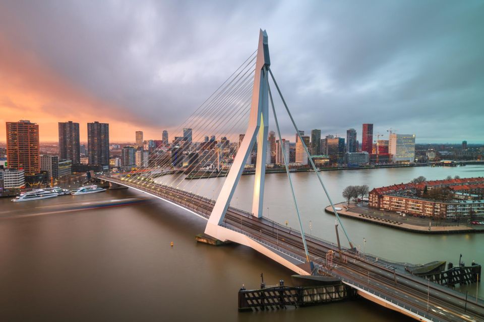 Rotterdam: Private Exclusive History Tour With Local Expert - Tour Duration and Cancellation Policy
