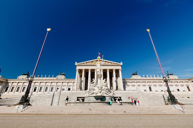 Skip-the-Line Schonbrunn Palace Guided Tour and Vienna Historical City Tour