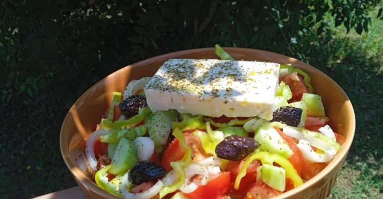 Thessaloniki: Private Greek Cooking Class and Meal at a Farm