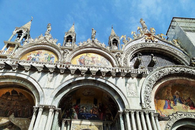Tour of Venice in Doges Palace and St Marks Basilica