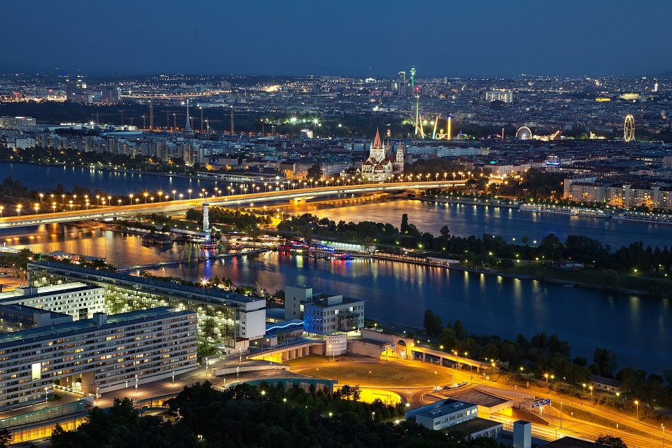 Vienna: Panoramic Night Tour by Bus - Activity Details