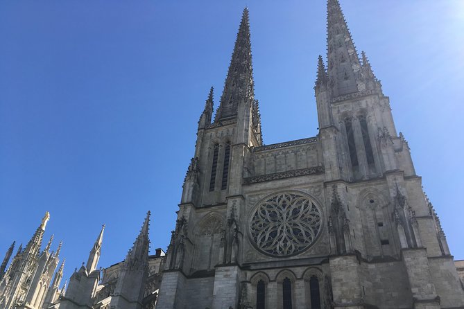 Walk in the City of Bordeaux - Highlights of Bordeaux Walking Tour