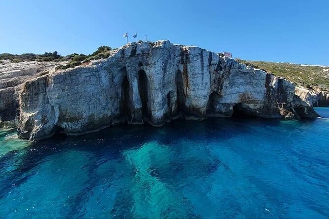 Zakynthos Blue Caves and Navagio Bay - Host Responses and Engagement