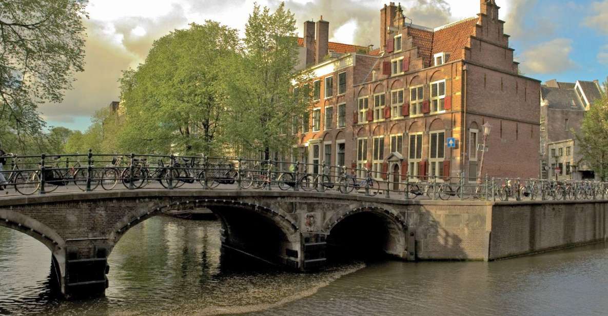 Amsterdam Old Town: Self-Guided City Walk - Experience