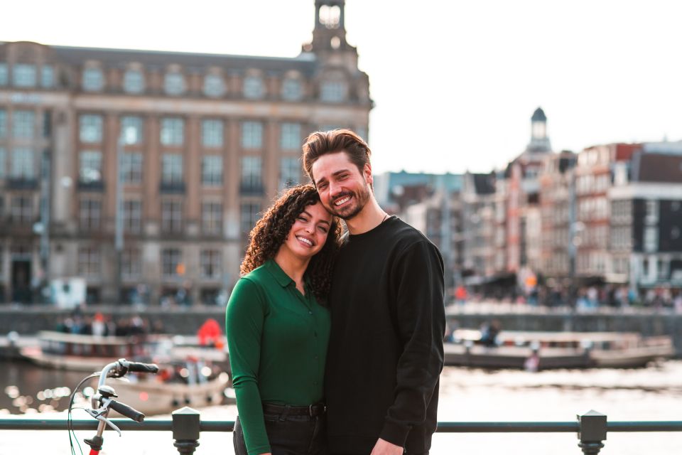 Amsterdam: Professional Photoshoot at Centraal Station - Experience Highlights
