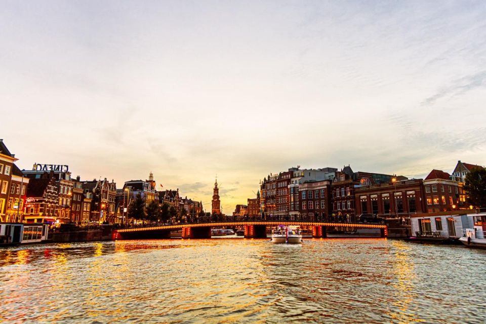 Amsterdam: the Bulldog Boat Smoke Friendly Cruise & 2 Drinks - Experience Highlights