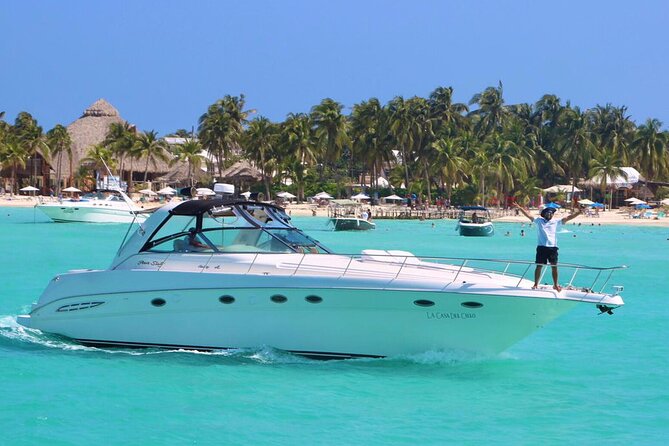 Cancun Private Yacht Rental: 48-Foot (15-Meter) Sea Ray for 15 - Yacht Overview