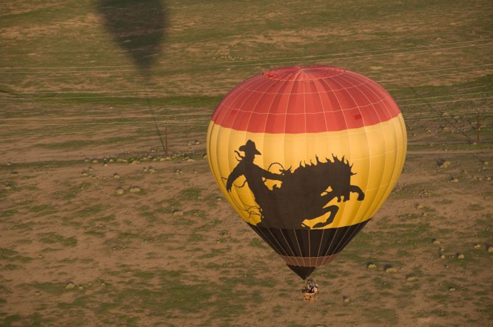 Colorado Springs: Sunrise Hot Air Balloon Flight - Flight Highlights