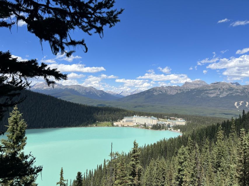 Day Tour: Lake Louise, Moraine Lake and Emerald Lake - Highlights