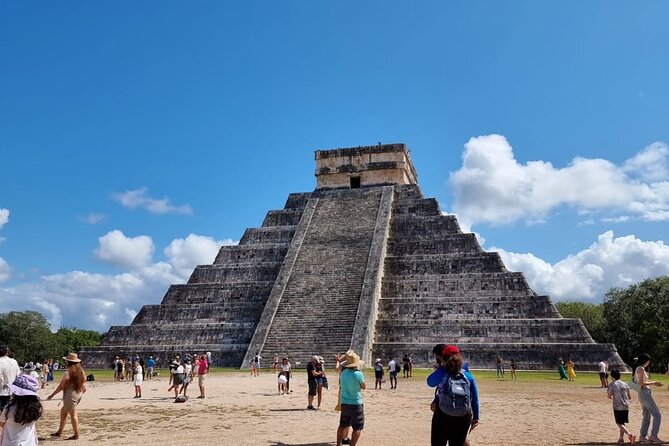 Day Tour to Chichén Itzá, Ik Kil Cenote, Suytun Cenote, and Valladolid - Refund Management and Challenges