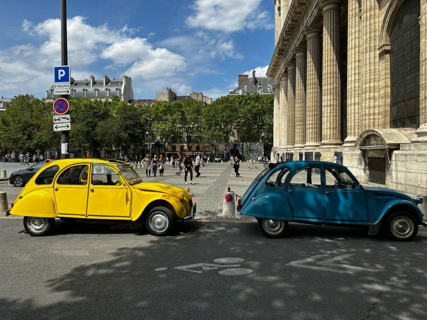 Discover Paris in a 2cv - Iconic Landmarks Tour