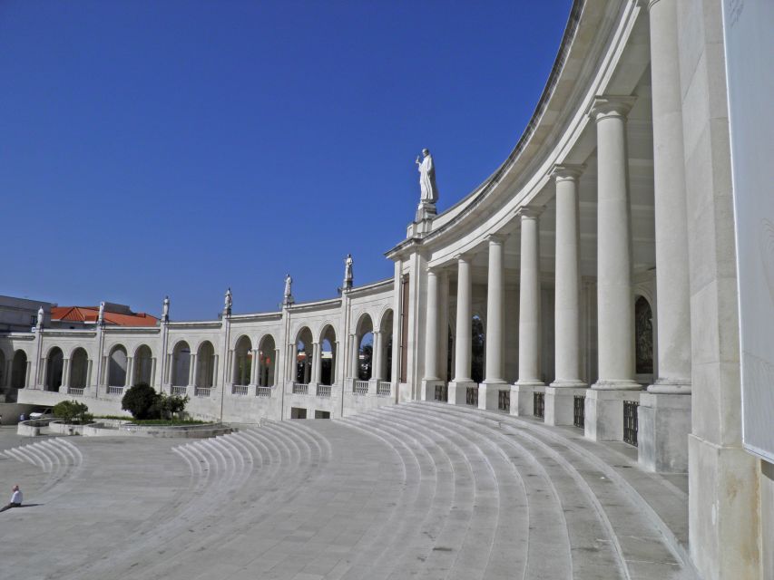 From Lisbon: Fatima Sanctuary and Batalha Monastery-UNESCO - Activity Description