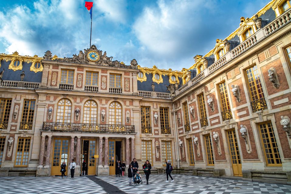 From Paris: Versailles Palace & Gardens Private Guided Tour - Tour Highlights