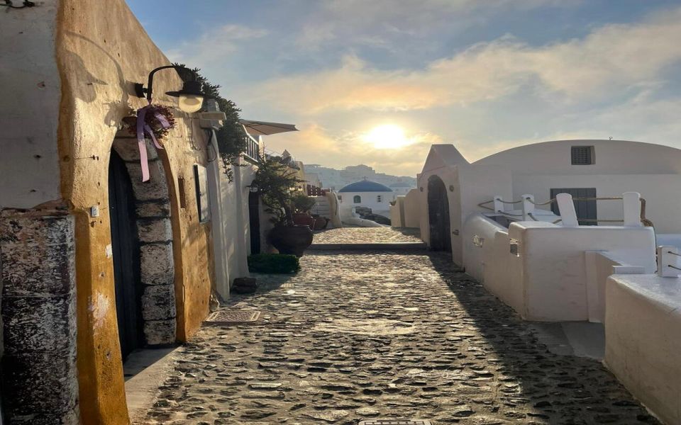 From Santorini: Guided Oia Morning Tour With Breakfast - Inclusions and Exclusions
