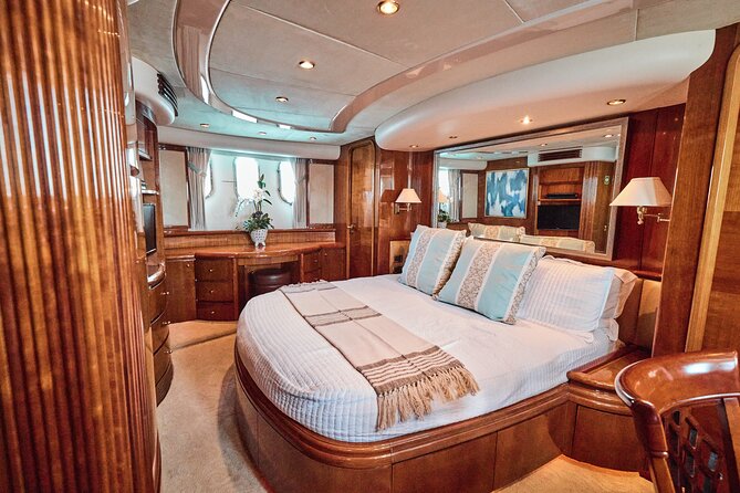 Heather Nikki 80 Ft Italian Azimut Yacht Rental - Logistics & Accessibility Information