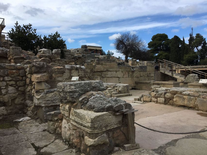 Knossos Palace & Archaeological Museum Private Tour - Experience Highlights