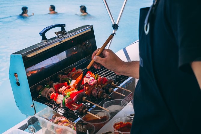 Laguna Grill - Private Boat With On-Board BBQ and Drinks Included - On-Board Barbecue Meal