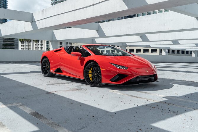 Lamborghini Huracan Spyder - Supercar Driving Experience in Miami - Included Amenities and Security Deposit