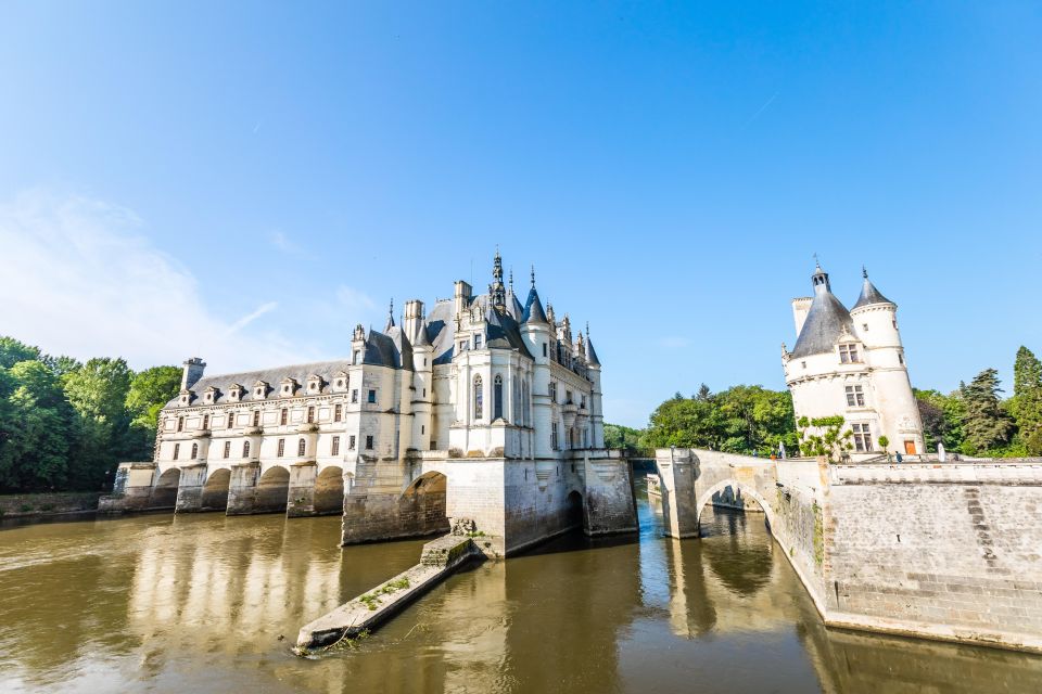 Loire Valley Castles: VIP Private Tour From Paris 3 Castles - Travel Logistics