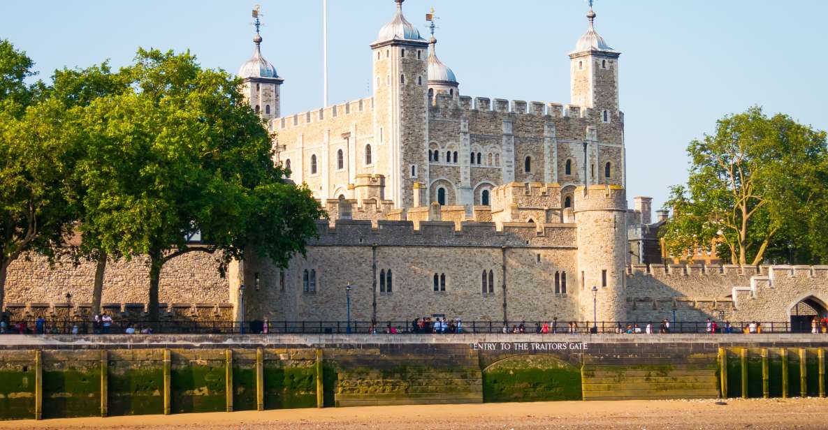 London: Tower of London Guided Tour With Crown Jewels Option - Language Options and Pickup