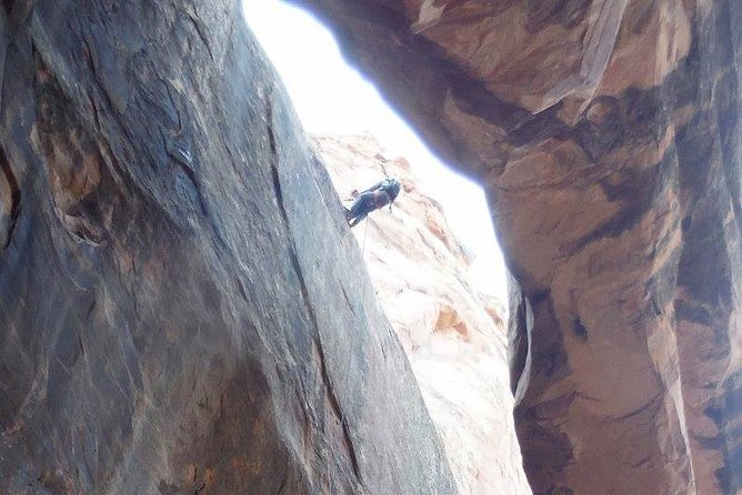 Moab Rappeling Adventure: Medieval Chamber Slot Canyon - Inclusions and Logistics