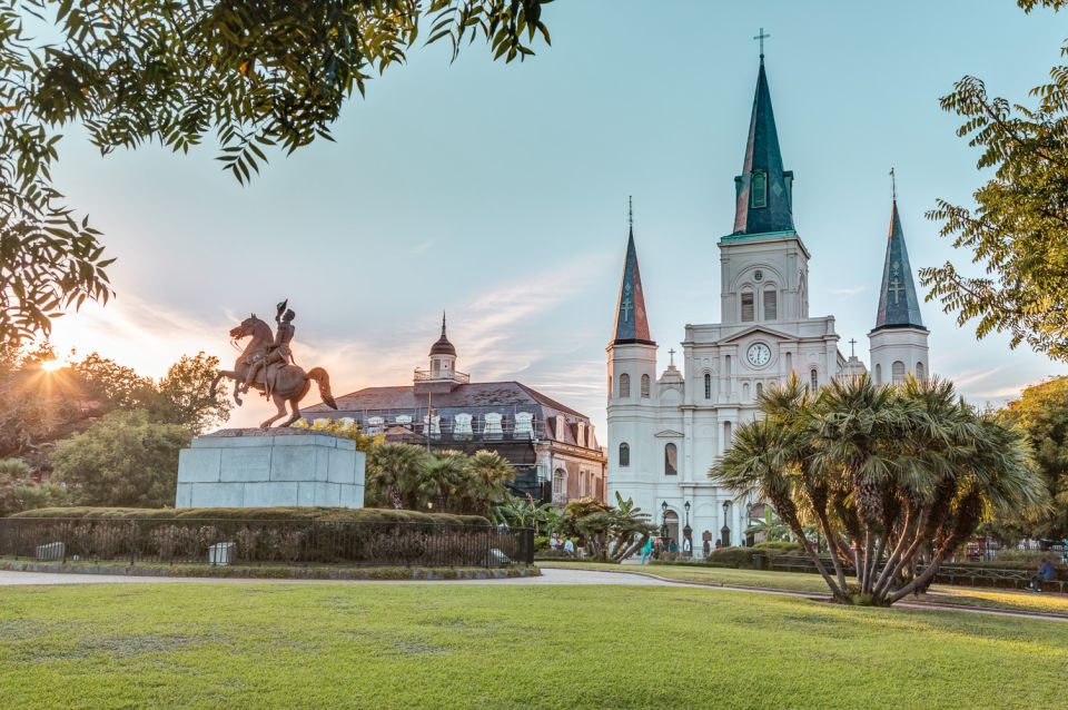 New Orleans: French Quarter Photo Shoot and Walking Tour - Tour Logistics