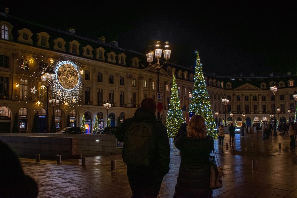 Paris Christmas Lights Walking Tour With Local Guide - Activity Description