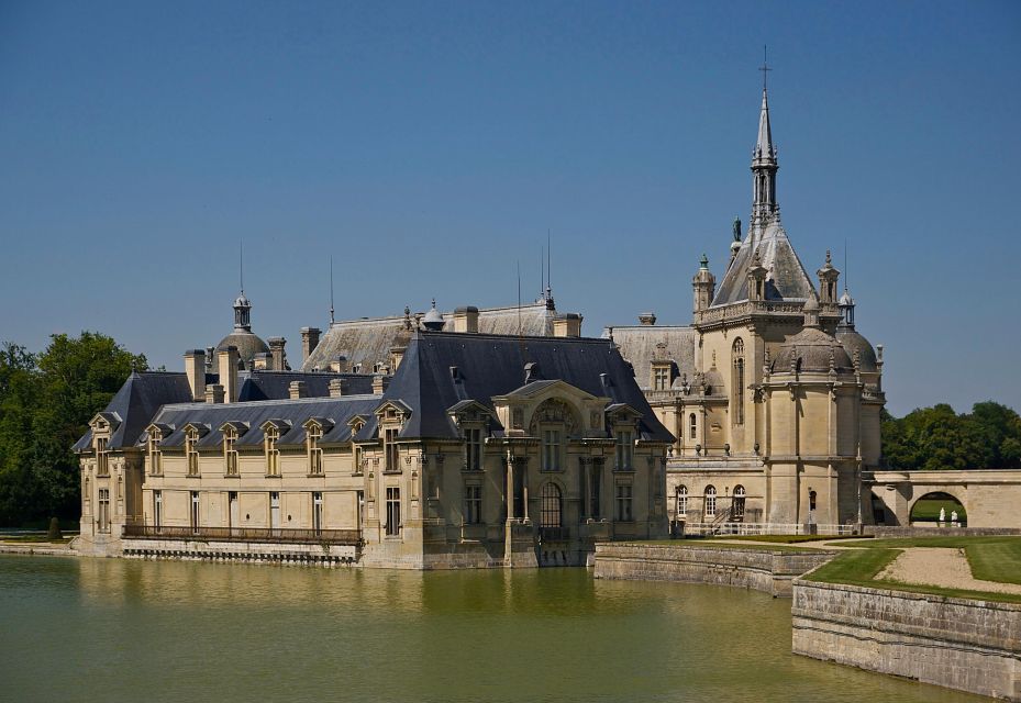 Paris: Private Transfer to Château Chantilly in a 7-Seat Van for 4 Hours - Highlights