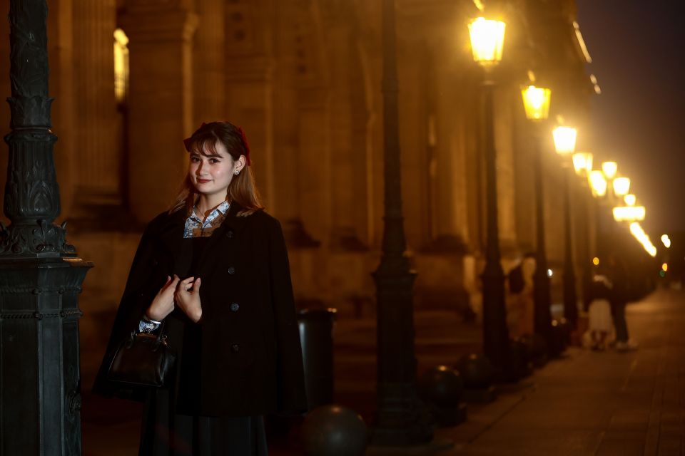 Paris: Professional Photoshoot With 400 Photos 1 Present - Iconic Locations Covered