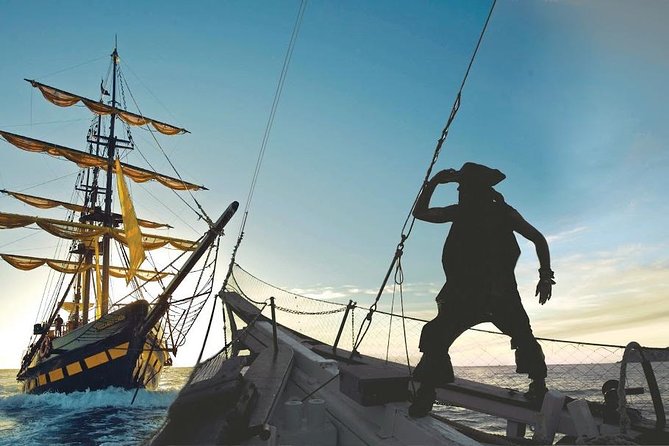 Pirate Ship Sunset Dinner and Show in Los Cabos - Scenic Sail Past Iconic Landmarks