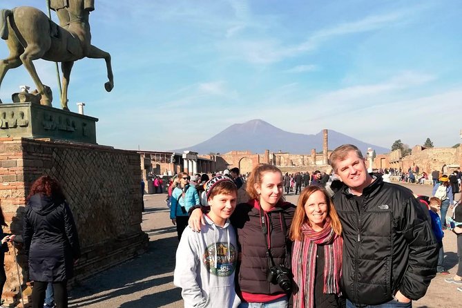 Pompeii Skip The Line Guided Tour for Kids & Families - Interactive Activities for Kids
