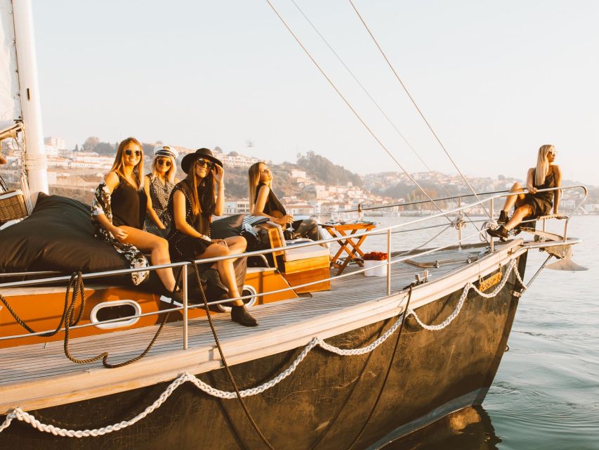 Porto: Classic Boat Tour - Booking Information
