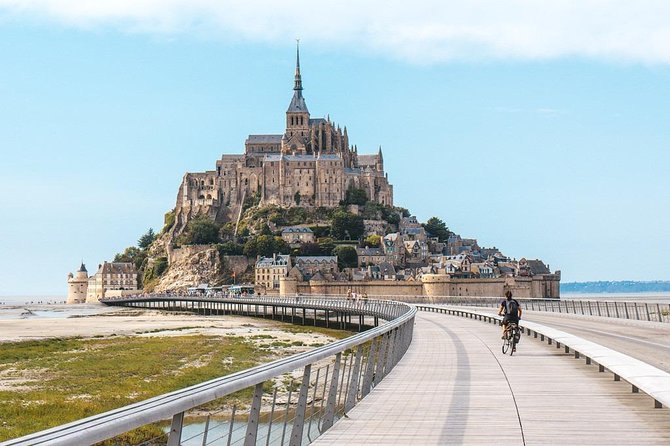 Private 12-Hour Round Transfer to Abbey of Mont Saint Michel Normandy From Paris - Pickup Details