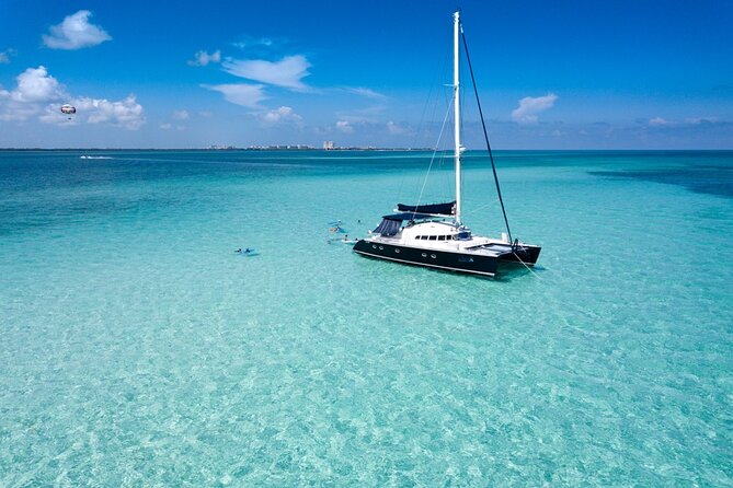 Puerto Morelos Catamaran Secret Sandbar Sail With Lunch and Drinks - Transportation Services