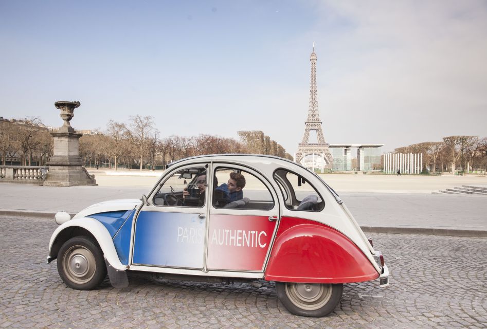 Romantic Paris Vintage Citroën 2CV Tour - Tour Experience