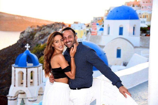 Santorini 1 Photo Tour Session With Your Personal Photographer - Whats Included in the Package